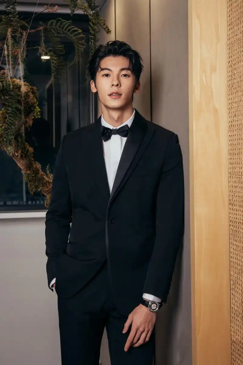 许光汉greghan 三十岁生日快乐[爱你]笑容明朗,演技上佳,时尚大片