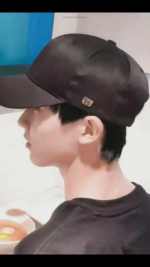 马嘉祺鸭舌帽系列