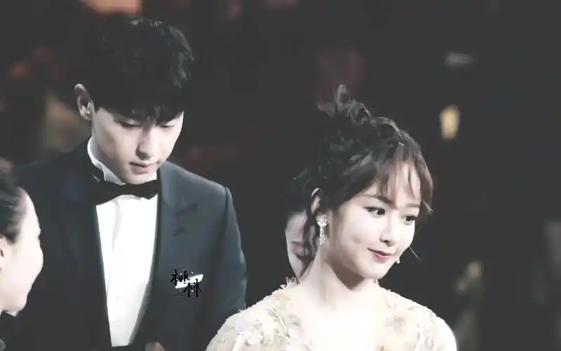 邓伦×杨紫【北奥夫妇】《追光者》不忘初心,愿安好!元宵节快乐!