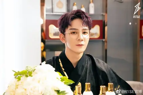 r1se夏之光7315 - 堆糖,美图壁纸兴趣社区