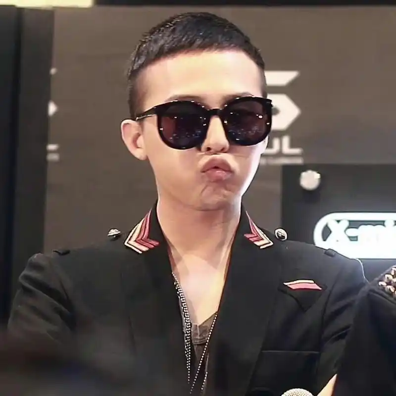 权志龙头像 虽然不能天天见面02不能参与彼此的生活02但彼此都是