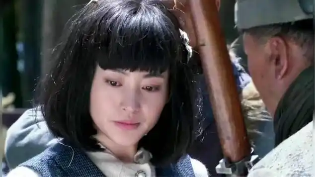 二炮手:孙红雷抱怨张天爱,拿绳子,张天爱捆自己|战争剧_网易视频