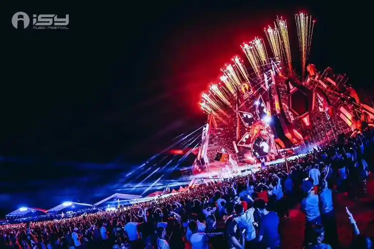 2018年3月三亚国际音乐节烟火燃放