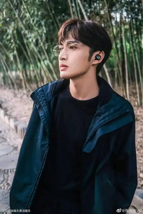 《三分野》张彬彬:差点成为电竞选手,私底下竟是这样_图片_微博_来源