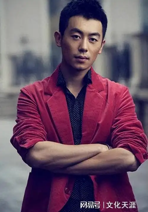 在得罪郭麒麟3年后朱亚文彻底被边缘化网友怒骂他糊得不亏