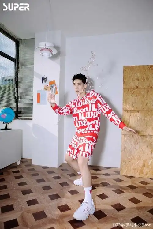 王安宇最新画报-帅气的运动少年