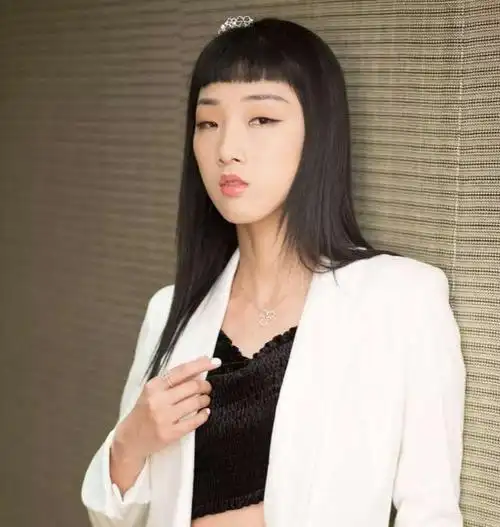 yamy的老板徐明朝马上就成为了众人攻击的对象,职场pu