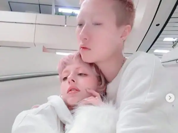 吴卓林出柜流浪寻父 坦言只想问成龙"一个答案"|吴