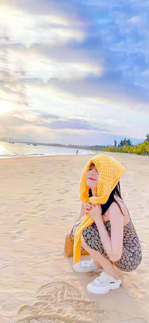 迪丽热巴壁纸出炉!  在你的世界,每一面墙都能讲述一个故事.