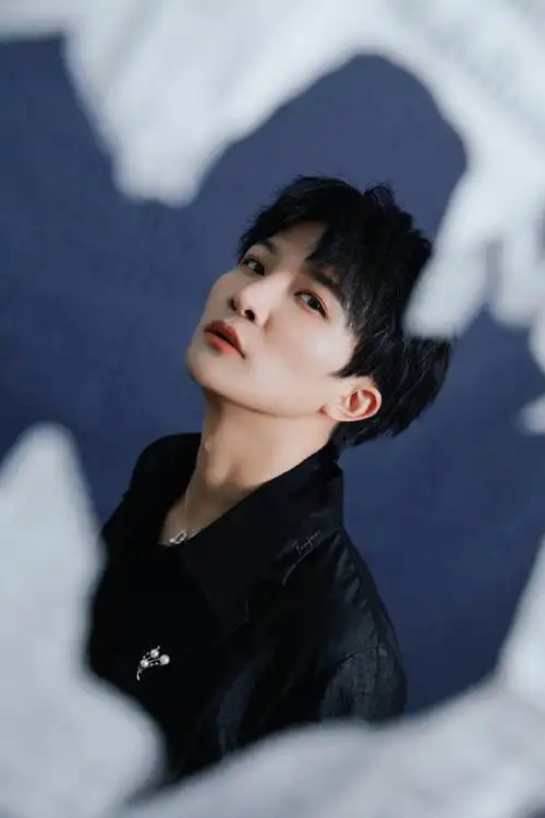 周深的吟唱有多美##周深胡梦周调查中舞台梦回开端