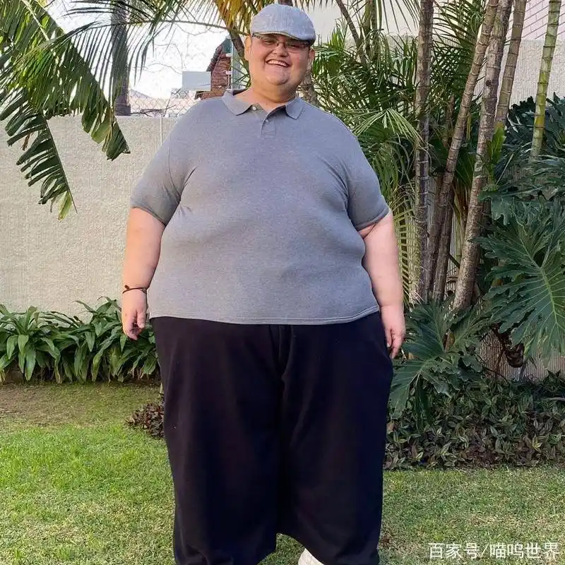 世界最胖!590公斤男卧床10年