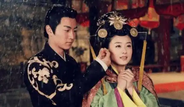 结婚5年后,再看陈晓的婚姻,才明白陈妍希就是他最好的选择