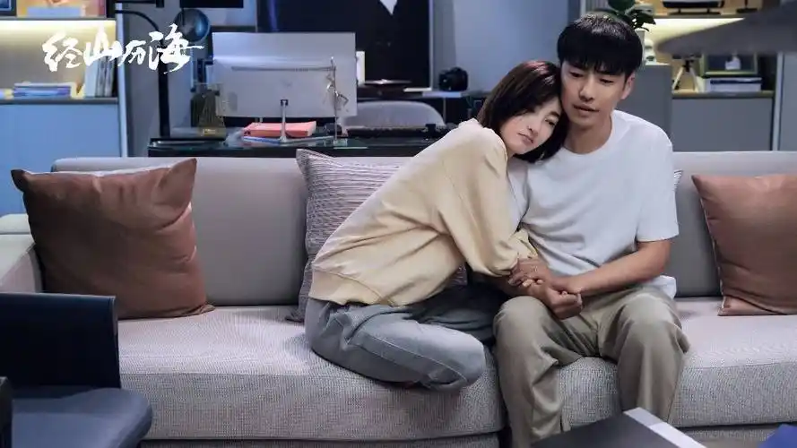 邹廷威《经山历海》央视热播 演绎宠妻顾家好男人