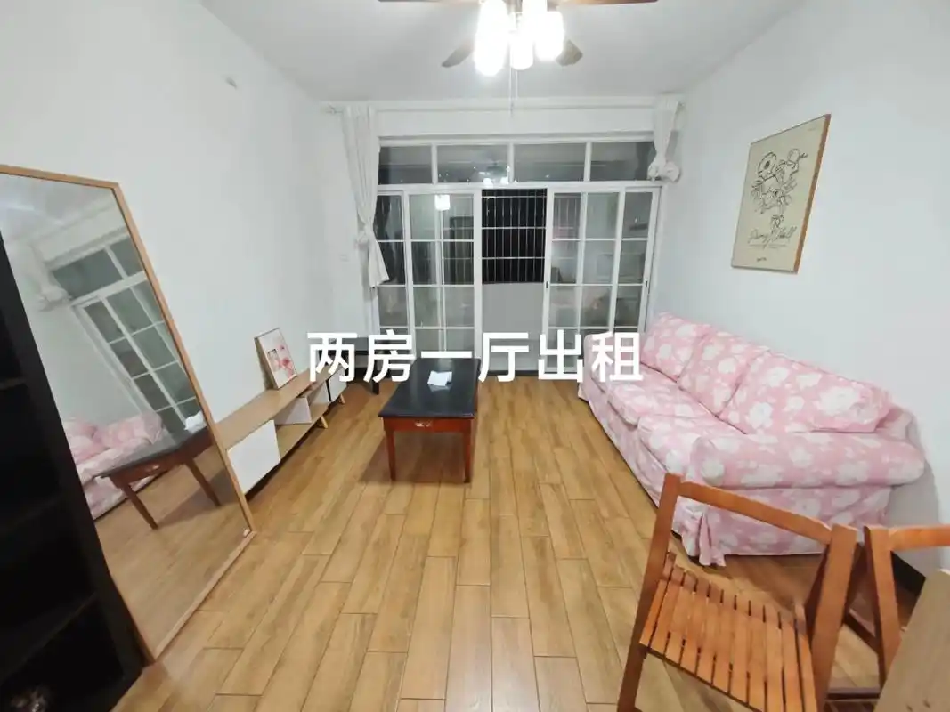 洛溪 如意花园两房一厅出租.近地铁400米,采光很好家具齐全