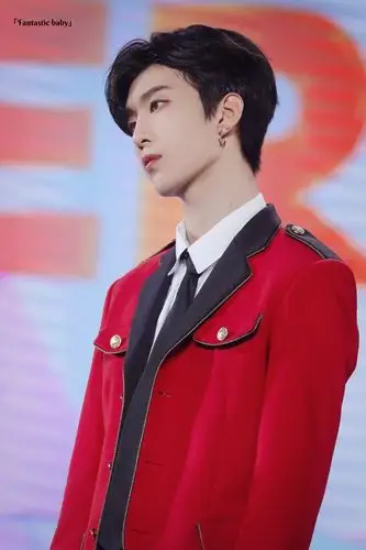 范丞丞/np武汉站d2演唱会/出处 logo