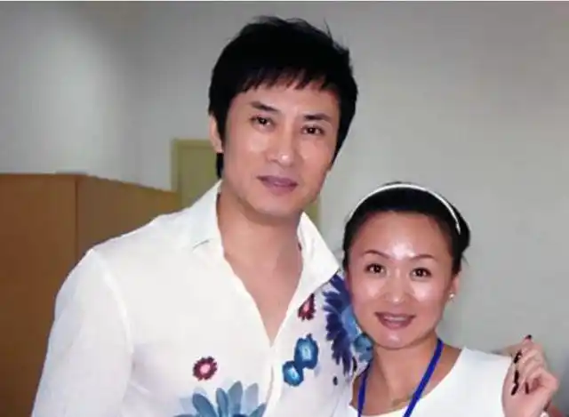 著名歌手江涛:丈母娘怕他走红后抛弃糟糠妻,跟他同住30年|江涛|万小牧