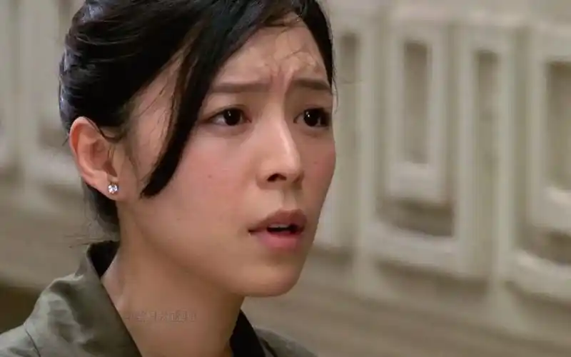 张静初:肤白貌美大长腿,性感妩媚,美艳动人,喜欢吗_哔哩哔哩_bilibili