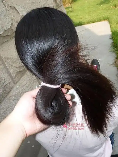 剪下河南商专大三女生丰厚长发-戈壁落日085#(46)