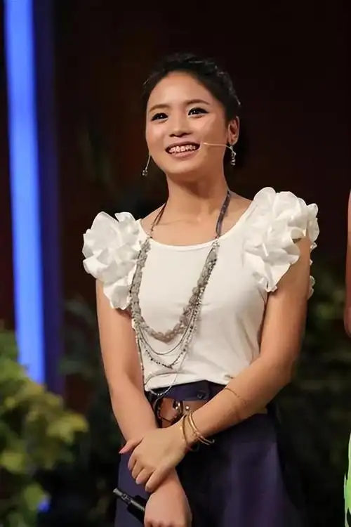 快女黄英自曝在北京买不起房,面试浪姐失败后,宣告结束15年北漂