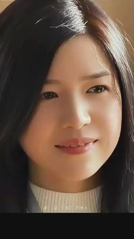 好喜欢她的酒窝啊  陈妍希   笑容最治愈的女孩  迷人的微笑