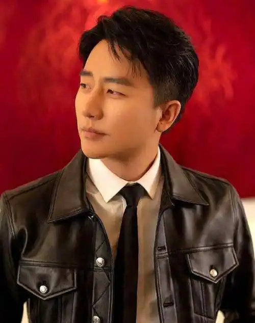 曾在3年内痛失3位至亲,替已故父亲代写家书的黄轩,如今怎样了_父母