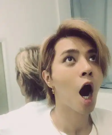 罗志祥微博截图   想我以前的罗志祥是这样.