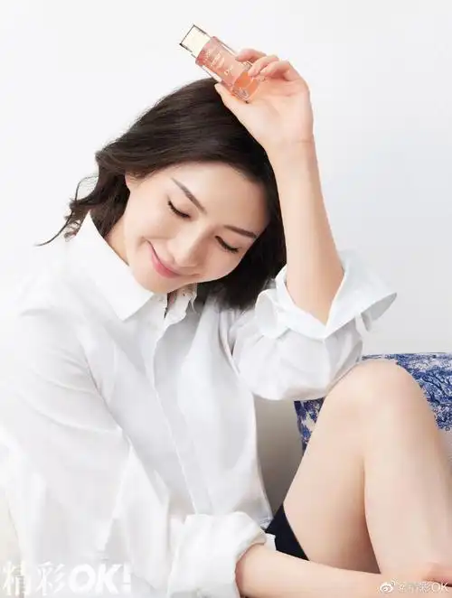 的记忆中,@江疏影一直给人一种松弛而自在的感觉.