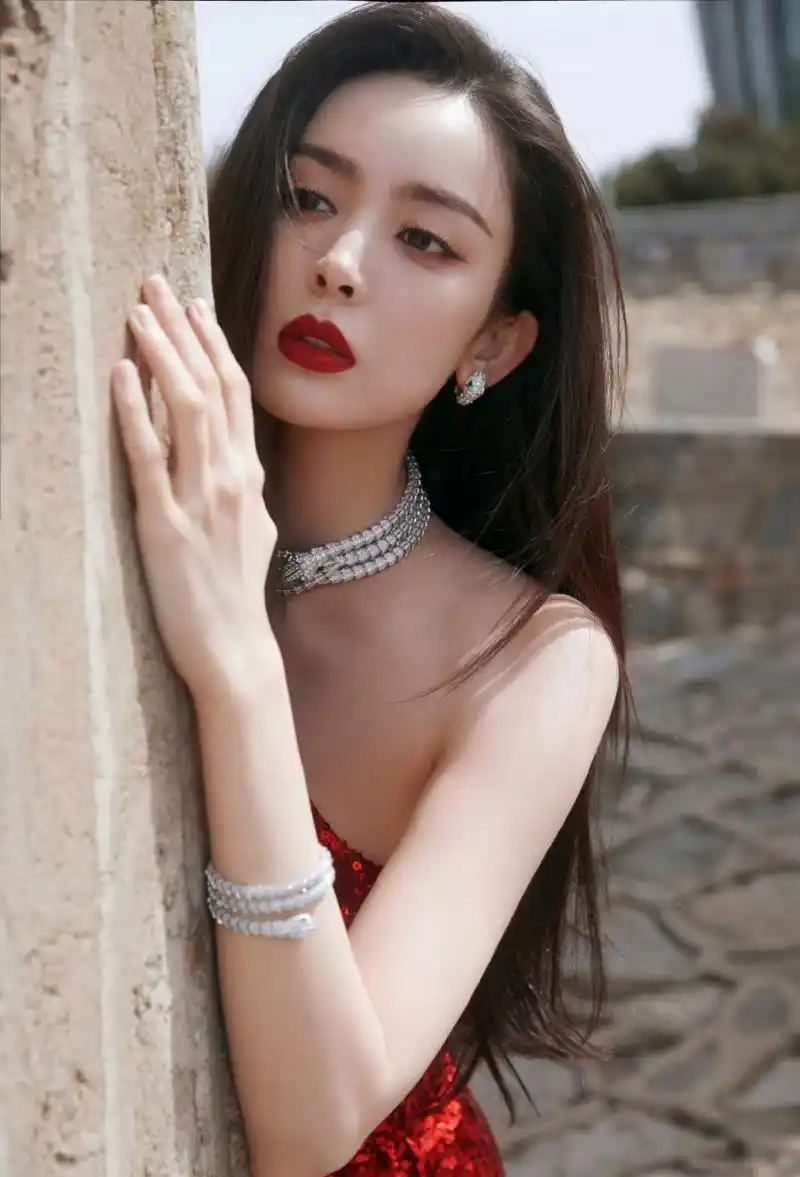 修长,纤细的白净手指#古力娜扎