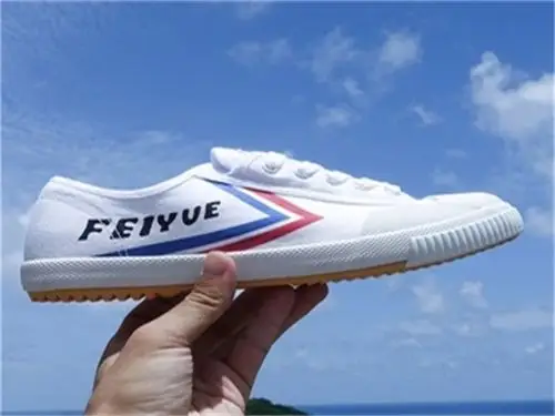 回力&飞跃-正弘城