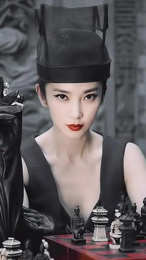 硬照女王李冰冰壁纸精选,气场全开,霸气冷艳!