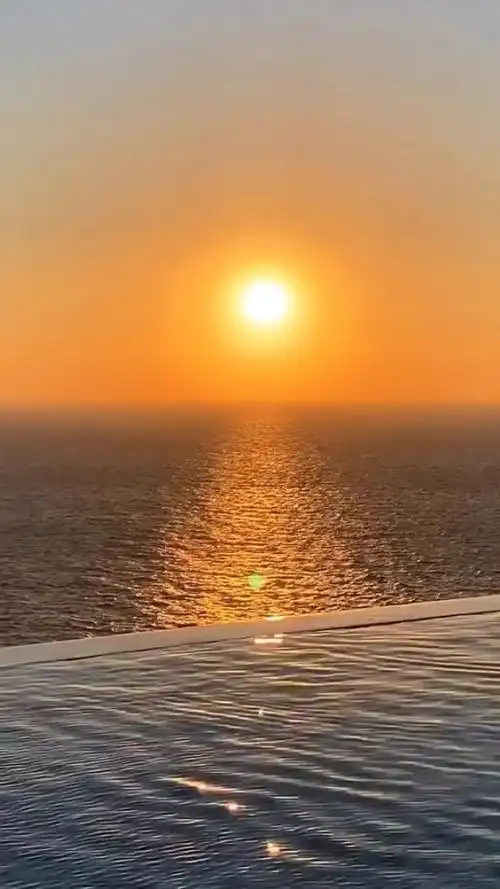 海上黄昏动态壁纸_高清竖屏视频下载-火萤壁纸