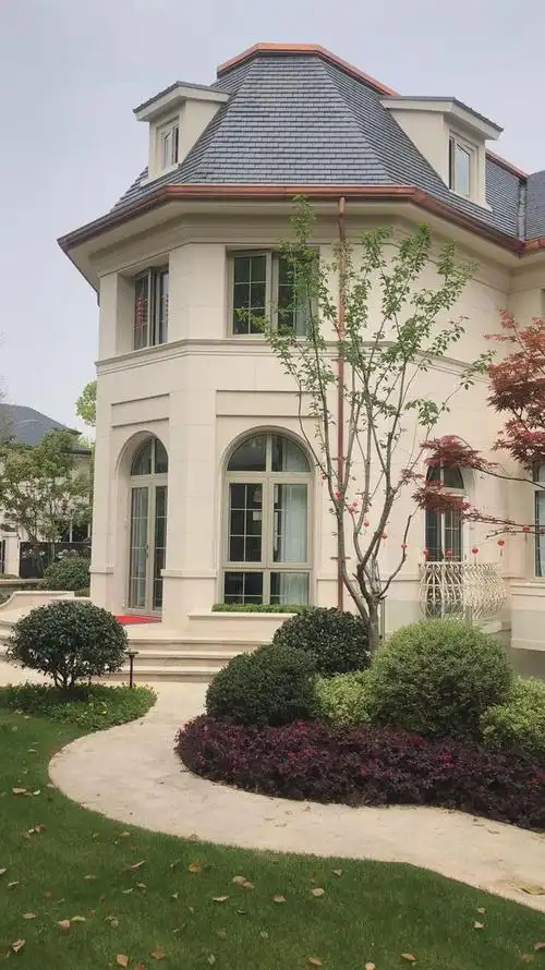 别墅花园设计上海佘山400㎡法式别墅花园改造设计