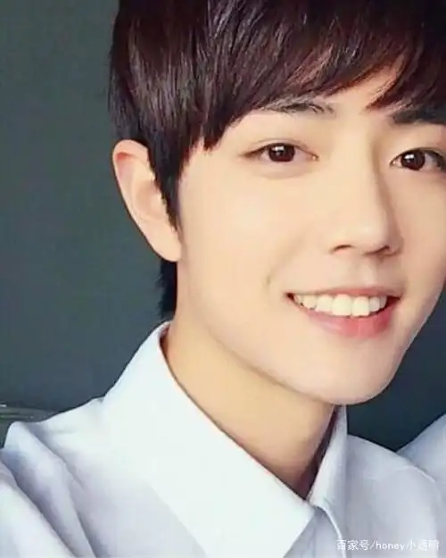 解渴!肖战早期寸头高清照被挖出