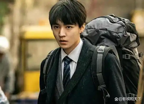 王俊凯,你再忍一忍就快好了!不信你就看看易烊千玺!