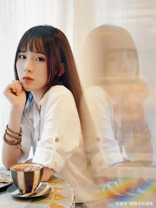 用手机,如何在咖啡厅给女朋友拍一组写真?