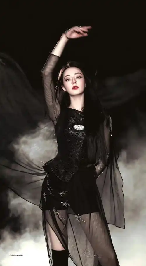 迪丽热巴说下次跳舞给秦岚看##迪丽热巴让热爱凝练成曲##迪丽热巴再