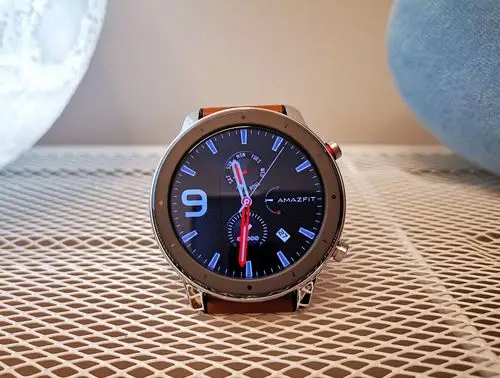 华米amazfit gtr上手评测:24天超长续航_手表