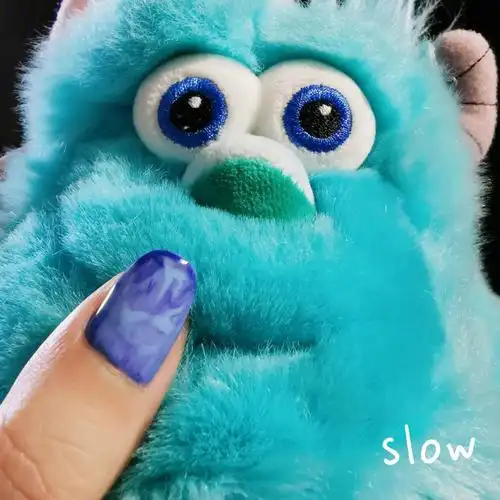 蓝紫色美甲,莫名和怪兽电力公司的毛怪苏利文超搭的诶90