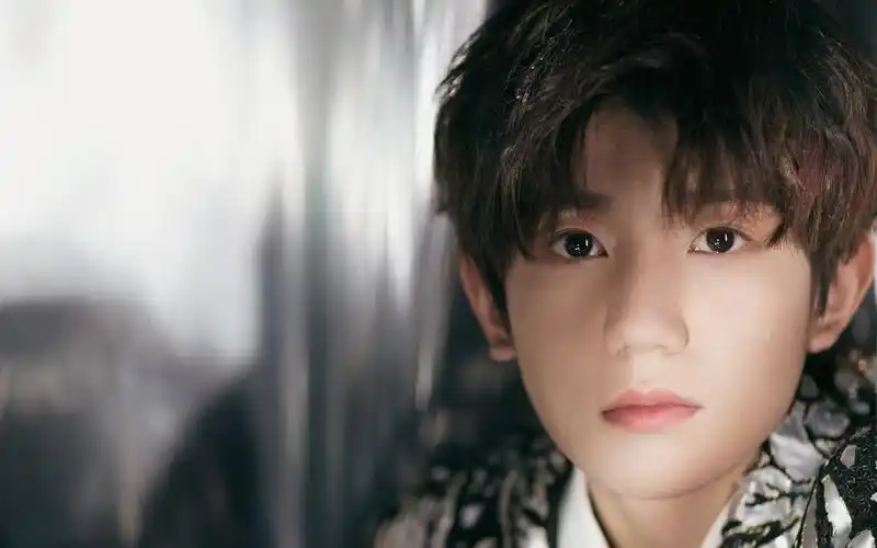 王源十八岁生日帅气写真,高清图片,电脑桌面-壁纸族