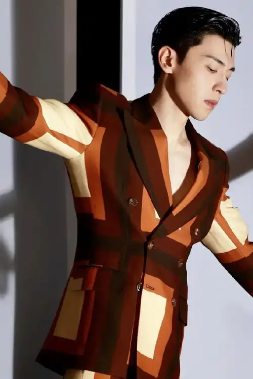 邓伦2021年的终篇花絮