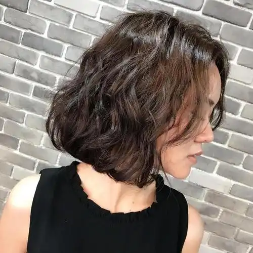 女生脸胖脸大适合剪的短发发型!