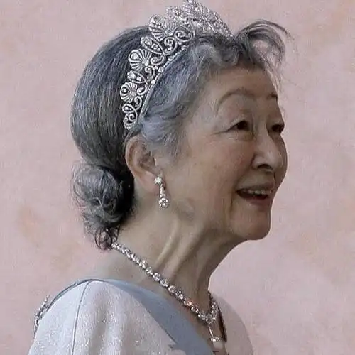 美智子皇后:门不当户不对的婚姻,被嫌弃40年,晚年愿做回平民