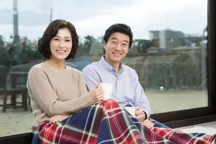 人到中年,如何理性看待夫妻生活?爱廷玖(犀牛哥)可延时持久_快讯网