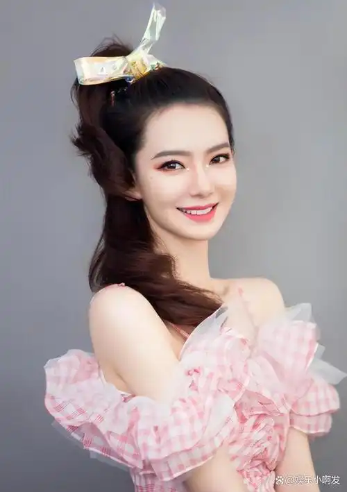 回顾明星曝出圈中内幕,陪吃陪睡只是"冰山一角",看看都有哪些