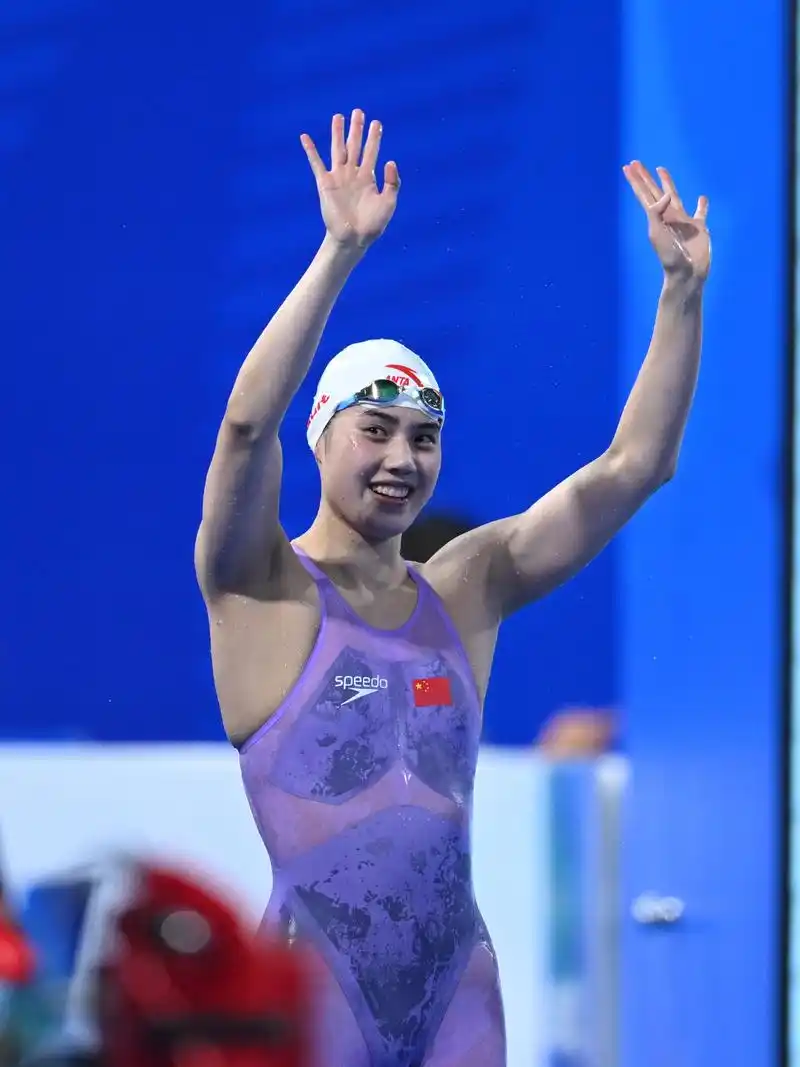 游泳——女子50米自由泳决赛:张雨霏夺冠