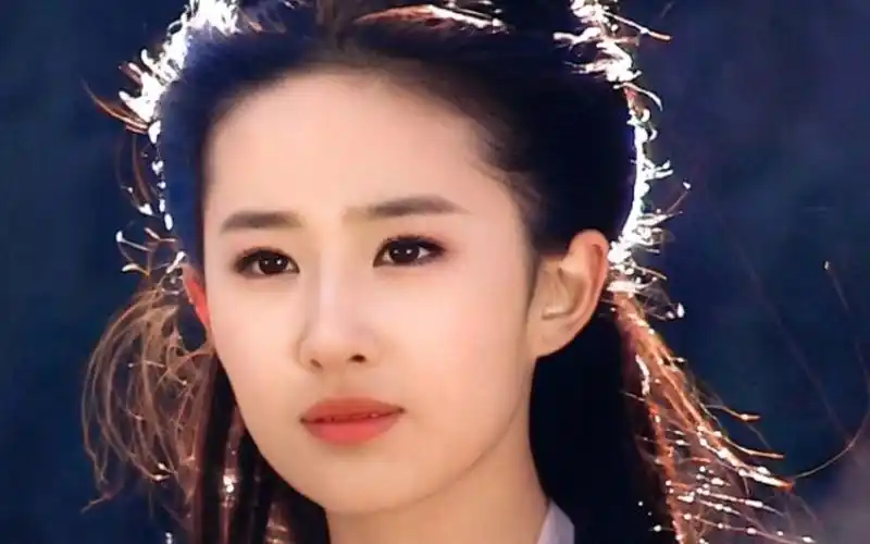 刘亦菲 : 梨花带雨!眼波流转!我见犹怜!进来看神仙姐姐有多会哭!