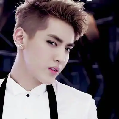 吴亦凡高清头像吴亦凡酷帅微博头像