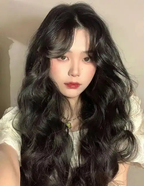 中长发法式烫发超显发量