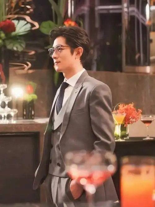 季肖冰在不开工真没图了