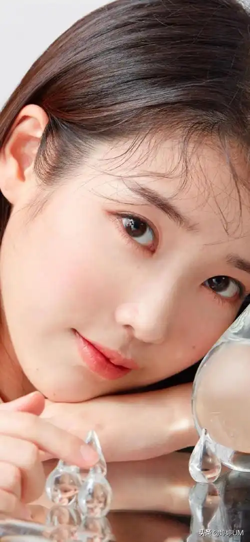 iu李智恩壁纸精选,颜值爆表,唱歌一绝,好看的女人让人心动不已|李知恩